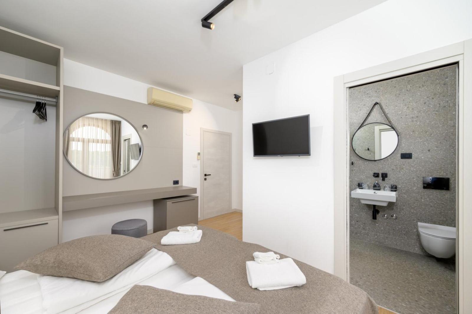 Rooms Luna Sol Крница Екстериор снимка