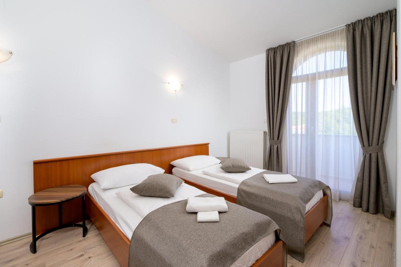 Rooms Luna Sol Крница Екстериор снимка